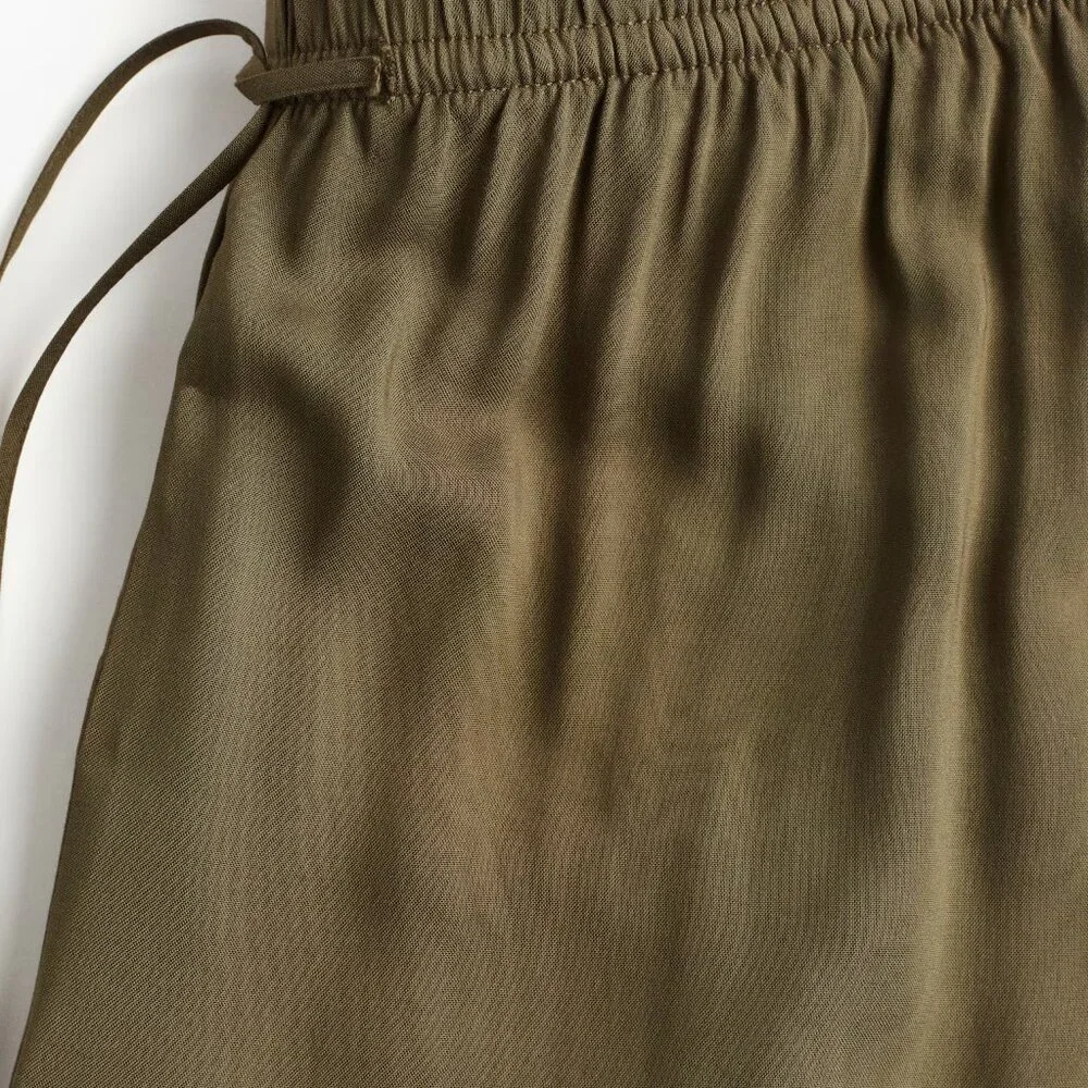 H&M Wide-cut Pull-on Pants - Dark Khaki Green - XL - Picture 2 of 5